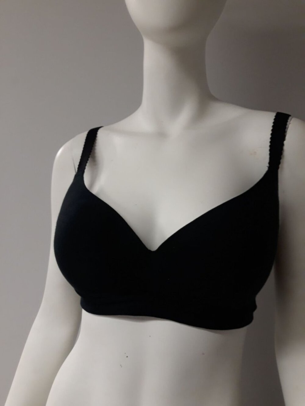 Bradelis New York Women's  Bra Black Size 30 D NEW WITHOUT TAGS!